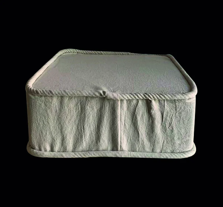 Pouf carré crème