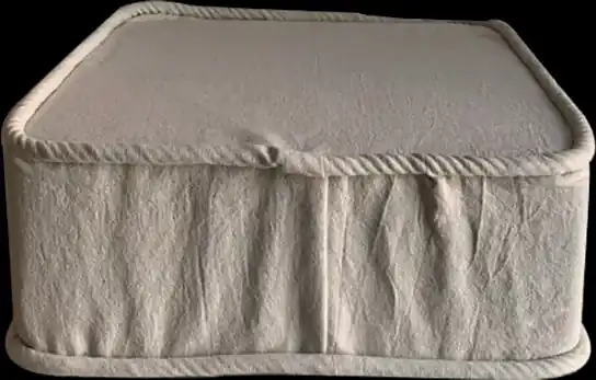 Pouf carré crème — photo